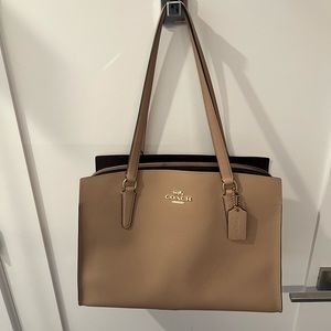 Coach Tatum Carryall 40